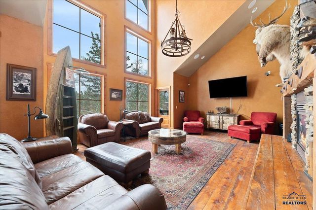 21156 GILDED MOUNTAIN LP, Lead, SD 57754