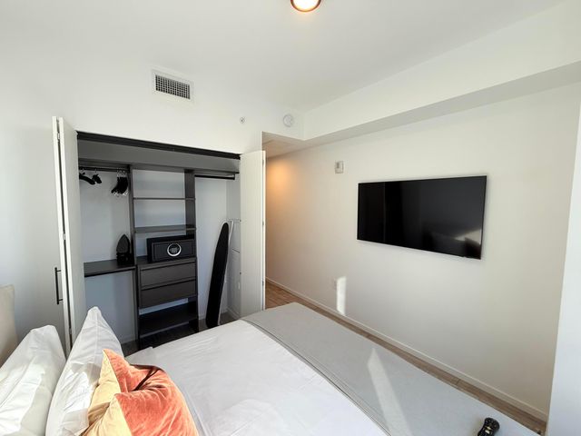 398 NE 5th Street 1715, Miami, FL 33132