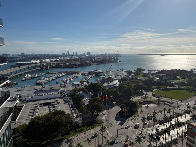 398 NE 5th Street 1715, Miami, FL 33132