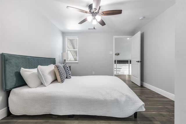 3829 Twin Falls Street, Irving, TX 75062