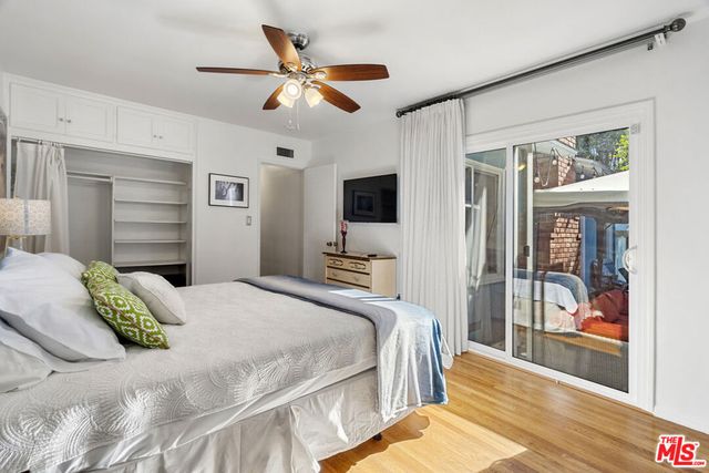 4909 Van Noord Avenue, Sherman Oaks, CA 91423