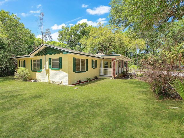 600 S MONTGOMERY AVENUE, Deland, FL 32720