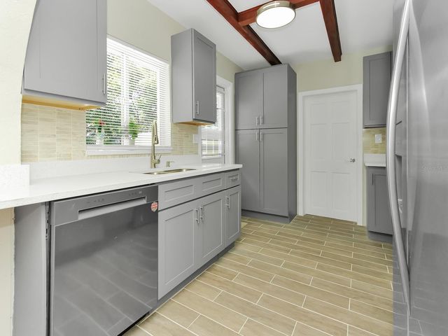 600 S MONTGOMERY AVENUE, Deland, FL 32720