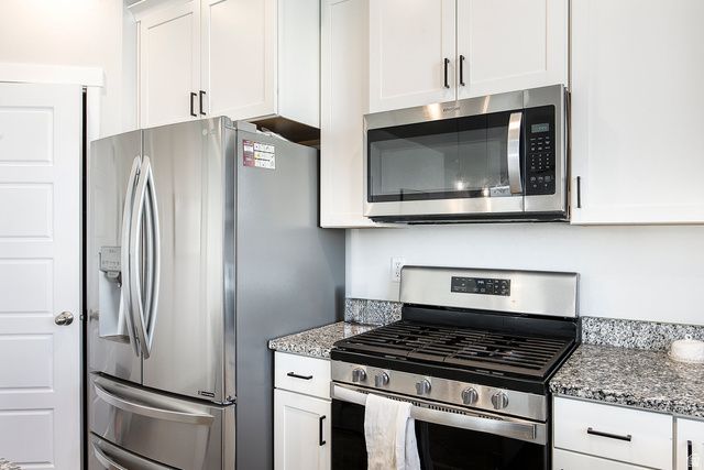 1557 N WOODSIDE DR, Spanish Fork, UT 84660