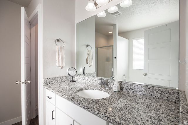 1557 N WOODSIDE DR, Spanish Fork, UT 84660