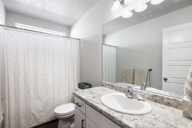 1557 N WOODSIDE DR, Spanish Fork, UT 84660