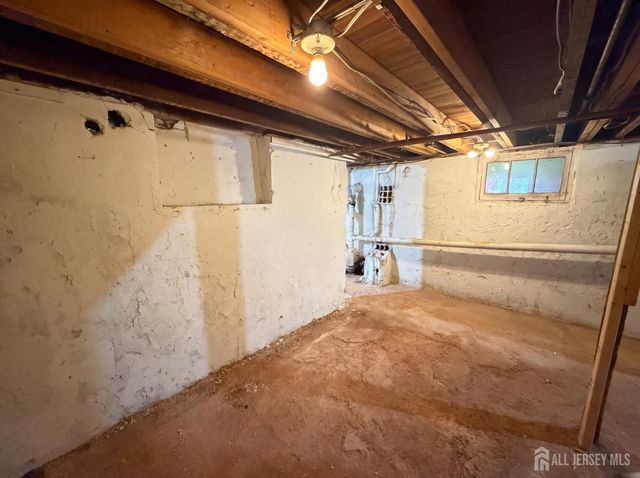 578 Garden Avenue, Woodbridge Proper, NJ 07095