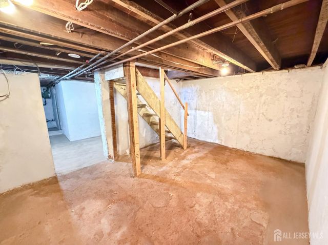 578 Garden Avenue, Woodbridge Proper, NJ 07095