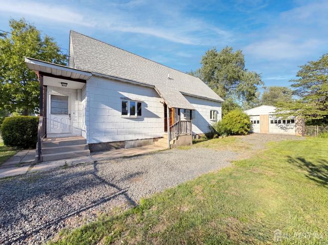 578 Garden Avenue, Woodbridge Proper, NJ 07095