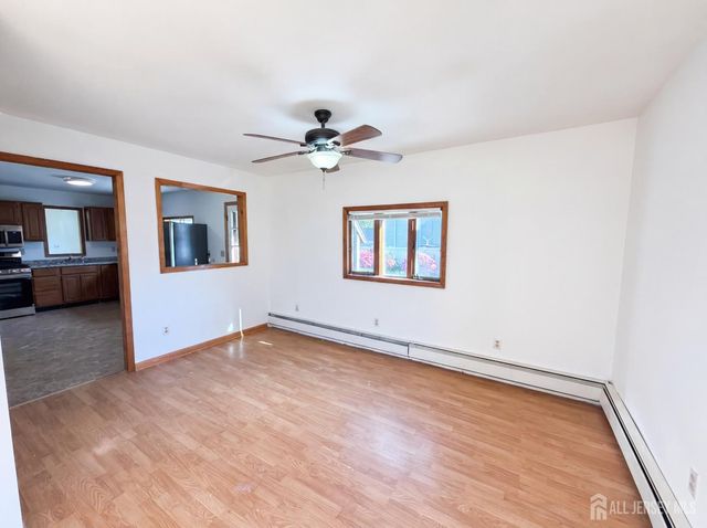 578 Garden Avenue, Woodbridge Proper, NJ 07095