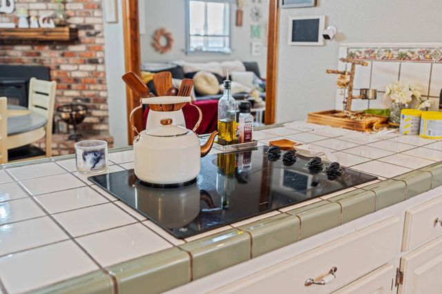 10419 Alvarado Rd, Oakdale, CA 95361