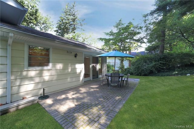 7 Highview Drive, Scarsdale, NY 10583