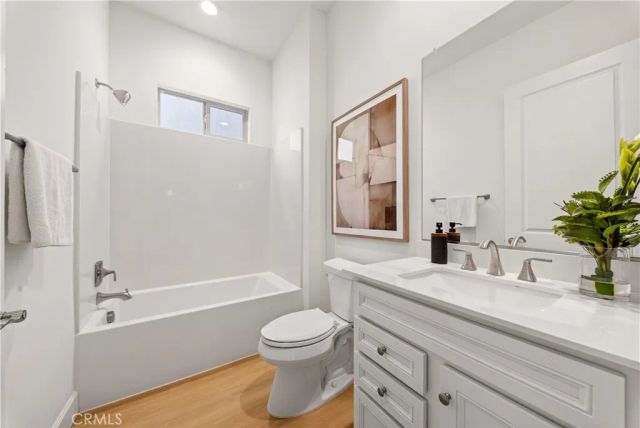 21219 Currant Ct, Chatsworth, CA 91311