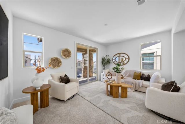 21219 Currant Ct, Chatsworth, CA 91311