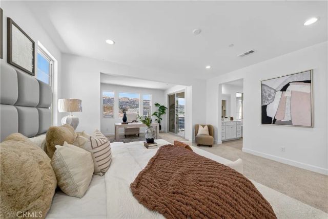 21219 Currant Ct, Chatsworth, CA 91311