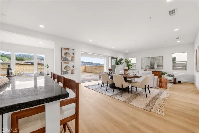 21219 Currant Ct, Chatsworth, CA 91311