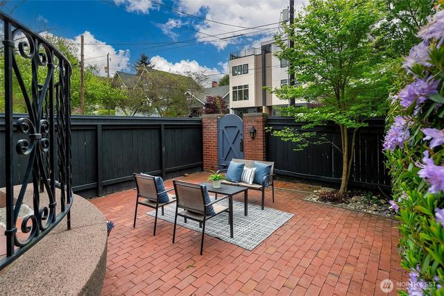 1408 N 48th Street, Seattle, WA 98103