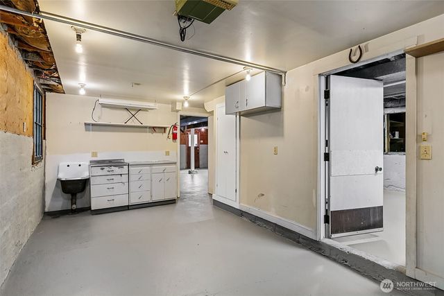 1408 N 48th Street, Seattle, WA 98103