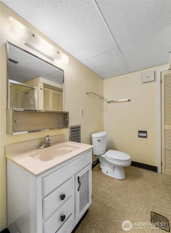 1408 N 48th Street, Seattle, WA 98103