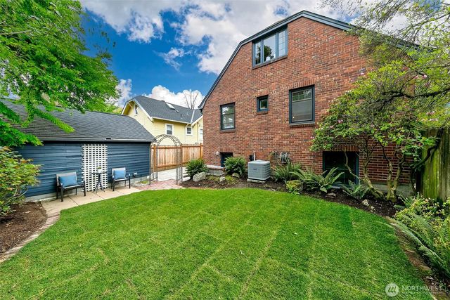 1408 N 48th Street, Seattle, WA 98103