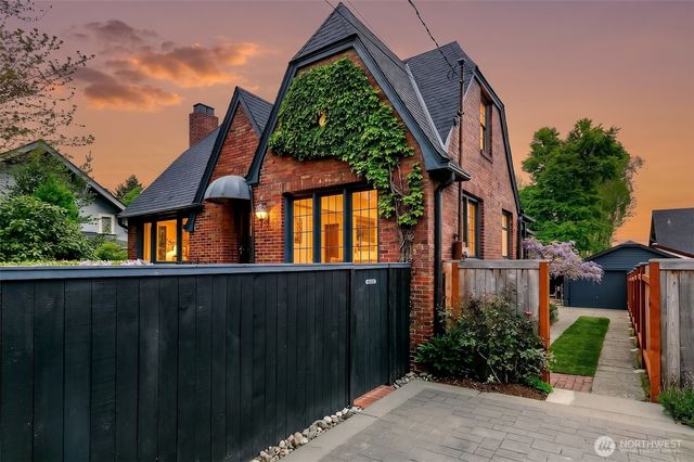 1408 N 48th Street, Seattle, WA 98103