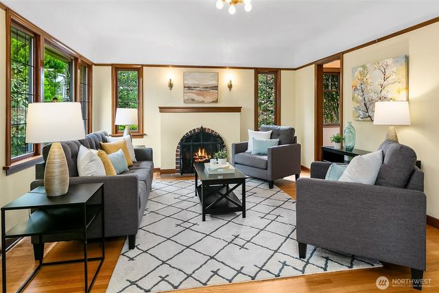1408 N 48th Street, Seattle, WA 98103