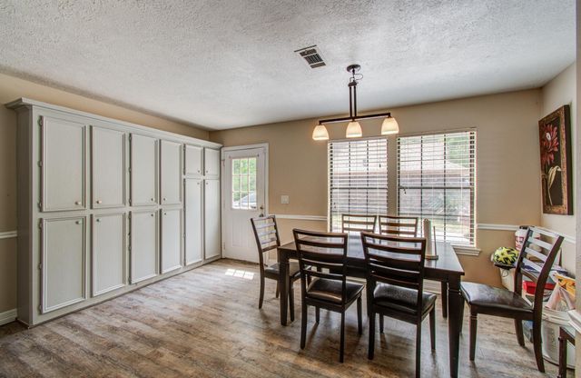 2915 Quailwood Street, Houston, TX 77014