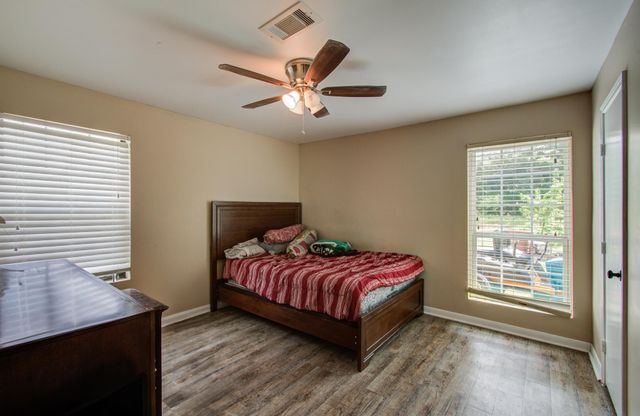 2915 Quailwood Street, Houston, TX 77014