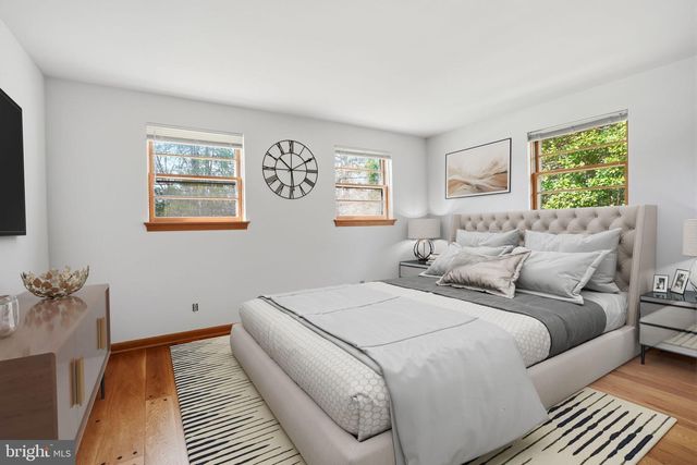 10 HOME RD, Hatboro, PA 19040