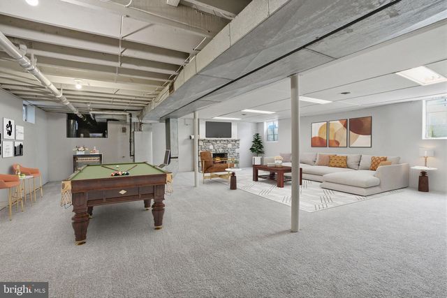 10 HOME RD, Hatboro, PA 19040