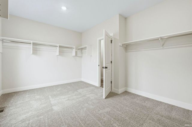 10629 Bass Road, Fort Wayne, IN 46818