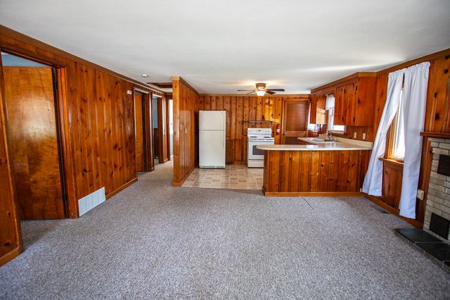 210 WALNUT Street, Edinboro, PA 16412