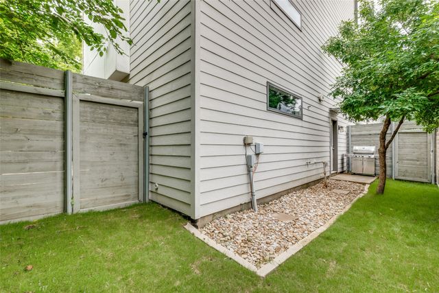 1922 Ashby Street 2D, Dallas, TX 75204