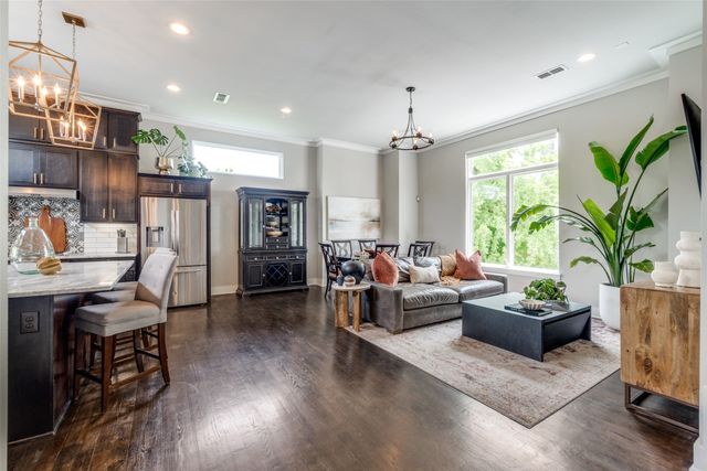 1922 Ashby Street 2D, Dallas, TX 75204