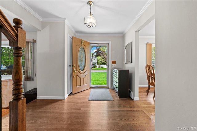 4 Superior Street, Miller Place, NY 11764