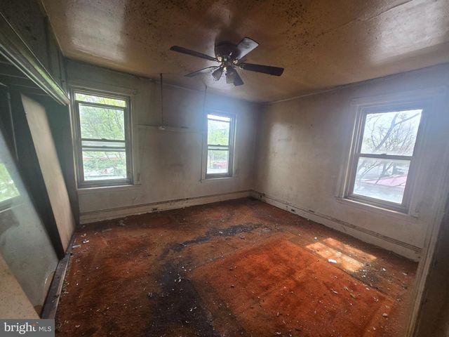 7126 N BROAD ST, Philadelphia, PA 19126