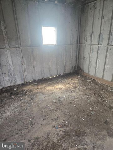 7126 N BROAD ST, Philadelphia, PA 19126