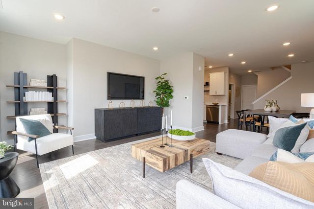 158 LEONA STEWART LN, Pennington, NJ 08534