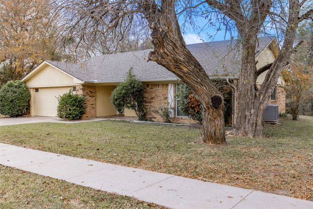 502 Charlotte Street, Greenville, TX 75402