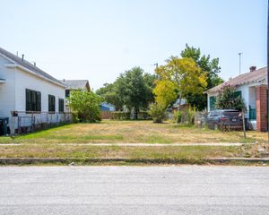 3615 Avenue N, Galveston, TX 77550