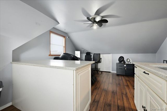 439 39th Street, Lindenhurst, NY 11757