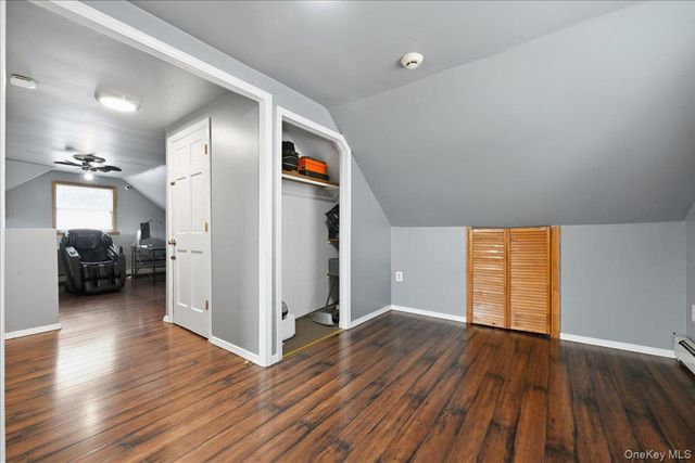 439 39th Street, Lindenhurst, NY 11757