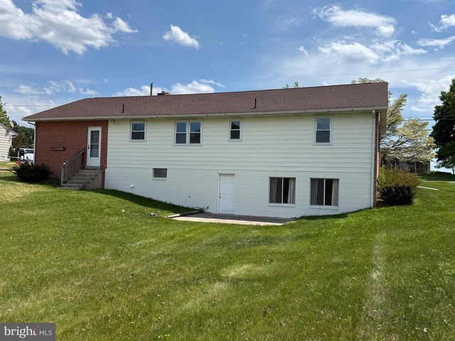 1423 BRECHBILL RD, Chambersburg, PA 17202