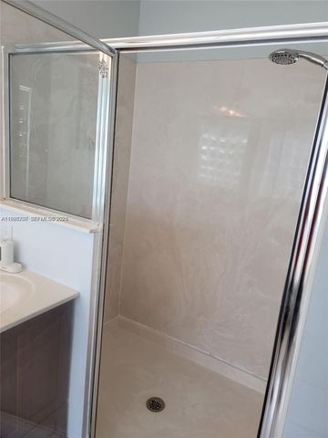 824 Stanton Dr, Weston, FL 33326