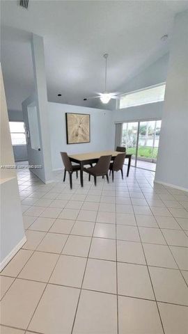 824 Stanton Dr, Weston, FL 33326