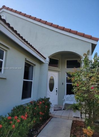 824 Stanton Dr, Weston, FL 33326