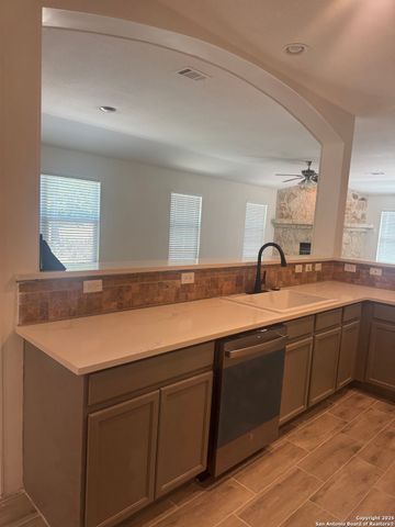 15727 cotton tail, San Antonio, TX 78255