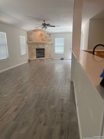 15727 cotton tail, San Antonio, TX 78255