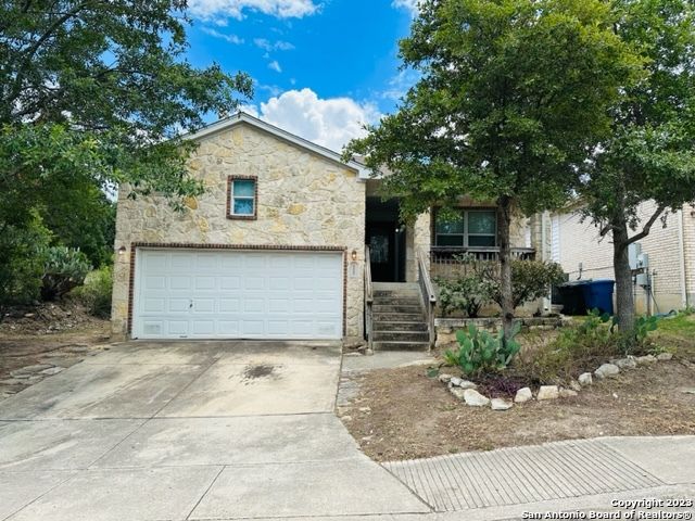 15727 cotton tail, San Antonio, TX 78255