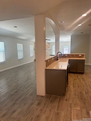 15727 cotton tail, San Antonio, TX 78255